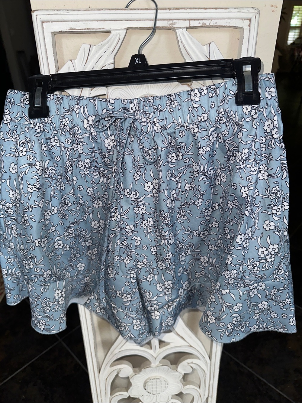 Blue Floral Drawstring Shorts With Ruffle NWOT SZ Medium